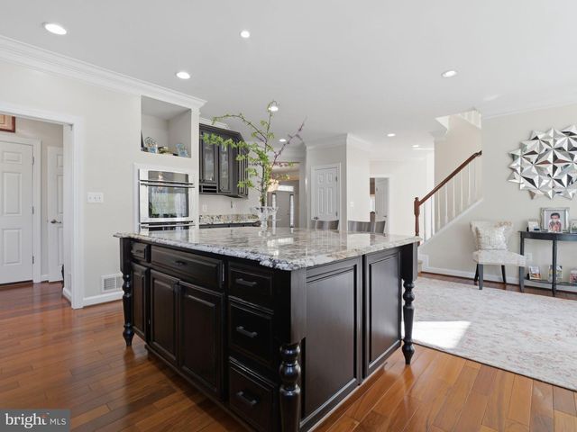 10123 RATCLIFFE MANOR DR, Fairfax, VA 22030