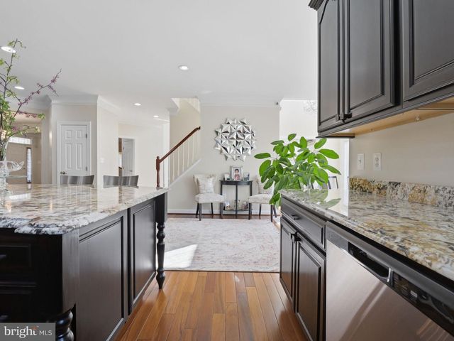 10123 RATCLIFFE MANOR DR, Fairfax, VA 22030