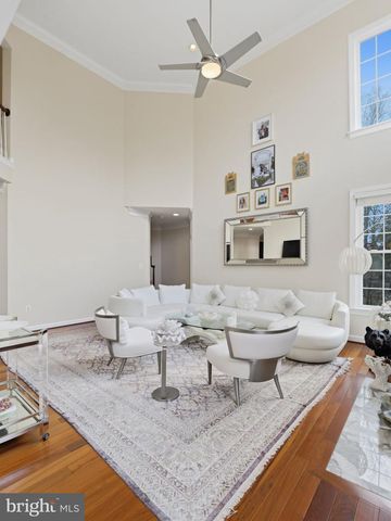 10123 RATCLIFFE MANOR DR, Fairfax, VA 22030
