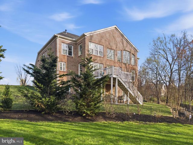 10123 RATCLIFFE MANOR DR, Fairfax, VA 22030