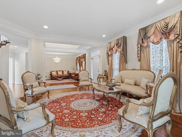 10123 RATCLIFFE MANOR DR, Fairfax, VA 22030