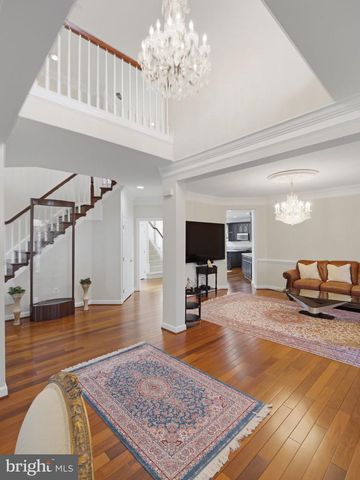 10123 RATCLIFFE MANOR DR, Fairfax, VA 22030