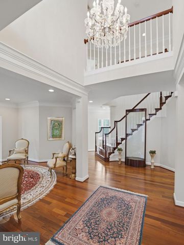 10123 RATCLIFFE MANOR DR, Fairfax, VA 22030