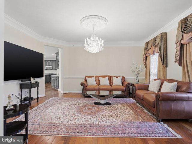 10123 RATCLIFFE MANOR DR, Fairfax, VA 22030