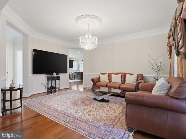 10123 RATCLIFFE MANOR DR, Fairfax, VA 22030