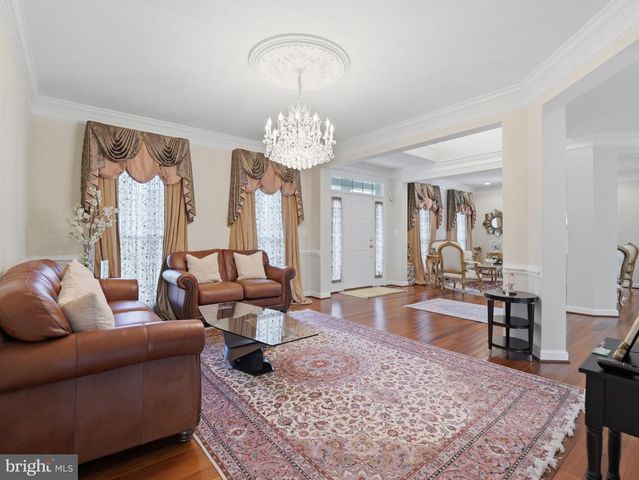 10123 RATCLIFFE MANOR DR, Fairfax, VA 22030
