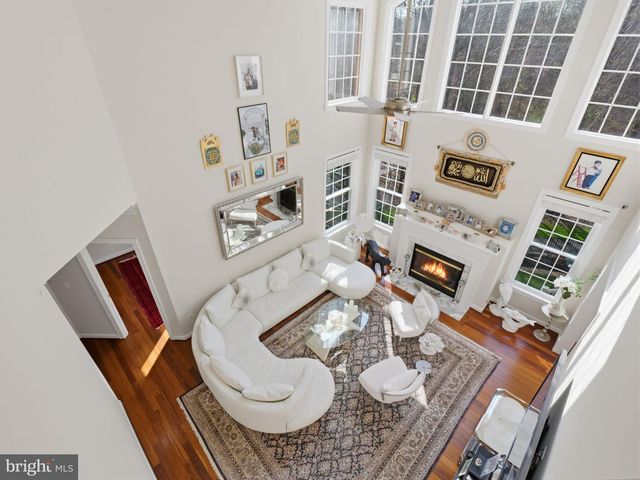 10123 RATCLIFFE MANOR DR, Fairfax, VA 22030