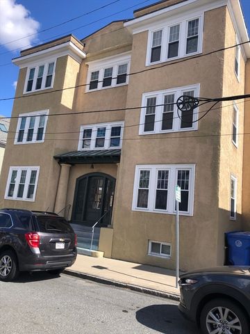 3 Oxford Ave 4, Belmont, MA 02478