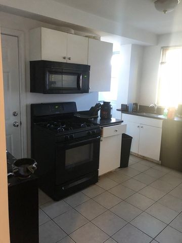 3 Oxford Ave 4, Belmont, MA 02478