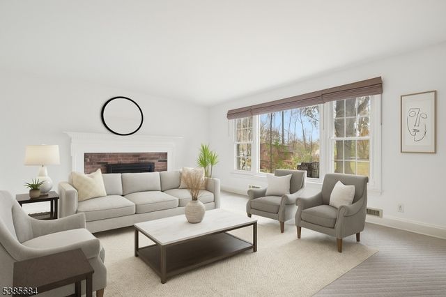 19 Juniper Way, Bernards Twp., NJ 07920