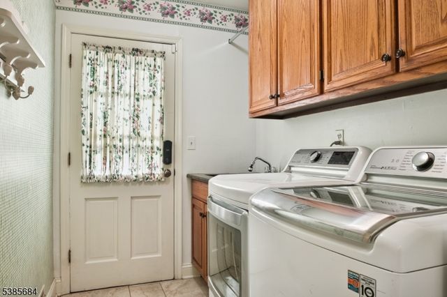 19 Juniper Way, Bernards Twp., NJ 07920