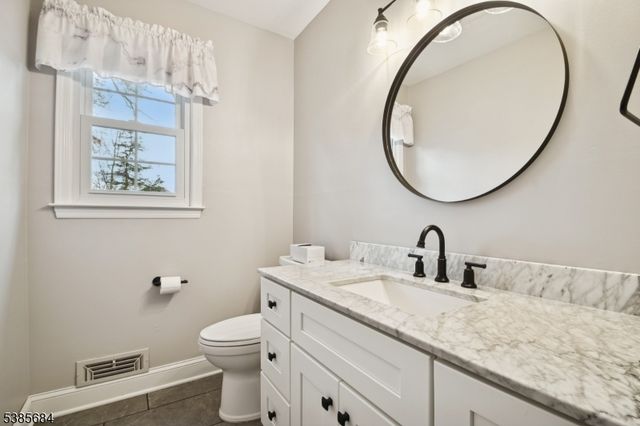 19 Juniper Way, Bernards Twp., NJ 07920