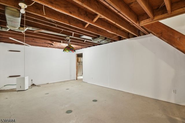 19 Juniper Way, Bernards Twp., NJ 07920