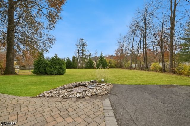 19 Juniper Way, Bernards Twp., NJ 07920