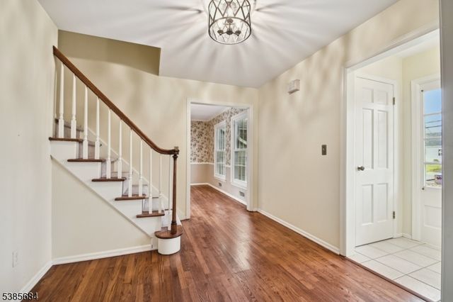 19 Juniper Way, Bernards Twp., NJ 07920