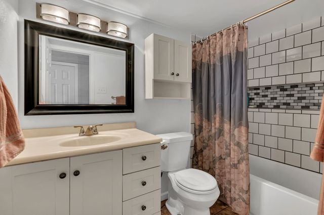 6428 Wakefield Road, North Richland Hills, TX 76182