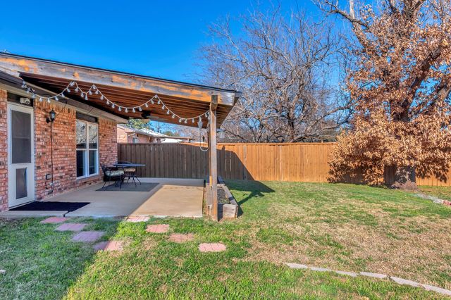 6428 Wakefield Road, North Richland Hills, TX 76182