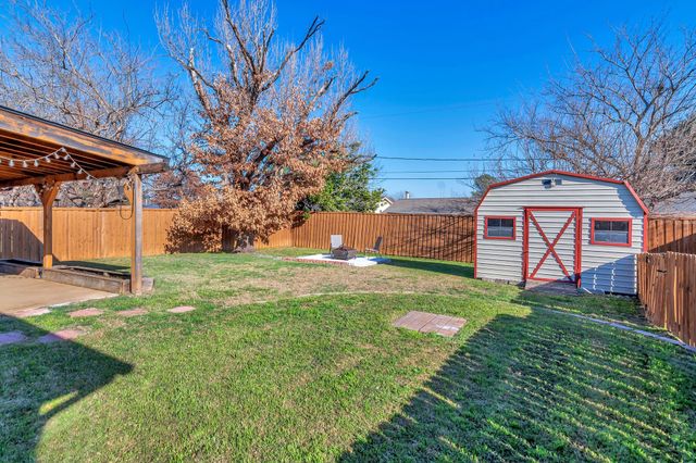 6428 Wakefield Road, North Richland Hills, TX 76182