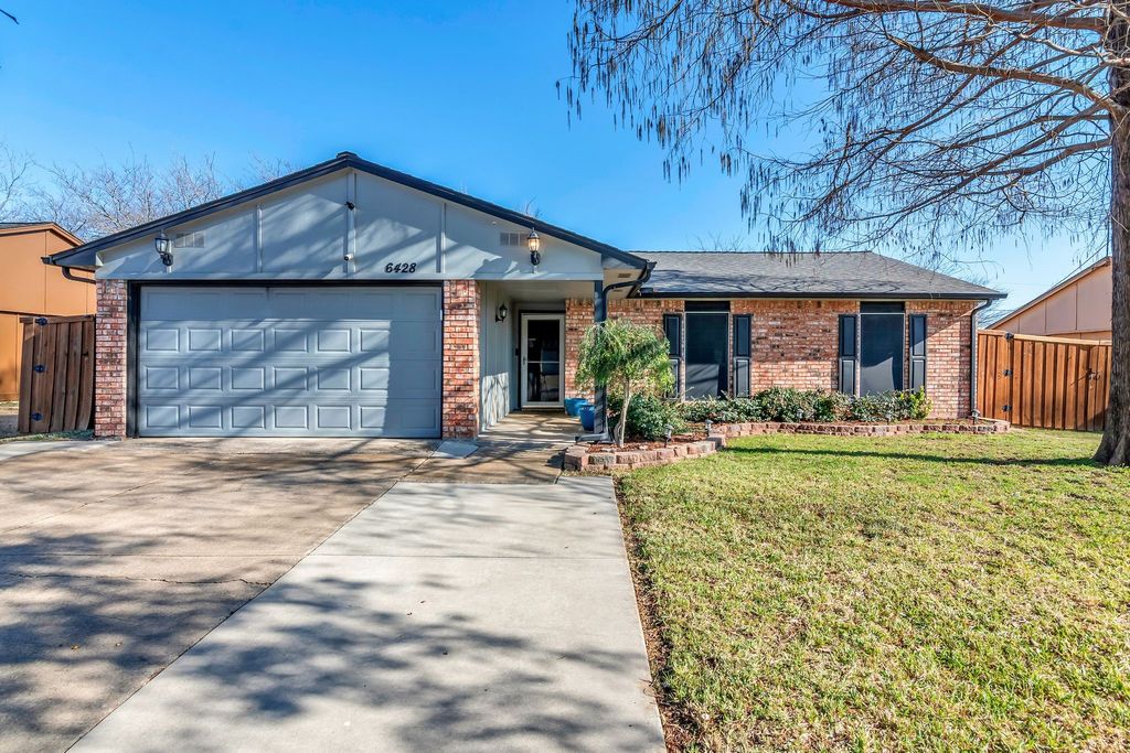 6428 Wakefield Road, North Richland Hills, TX 76182