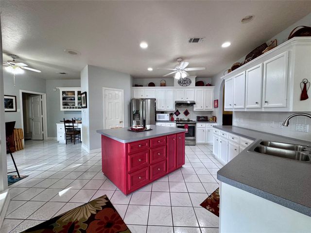 41 Bluebird Lane, Trinity, TX 75862