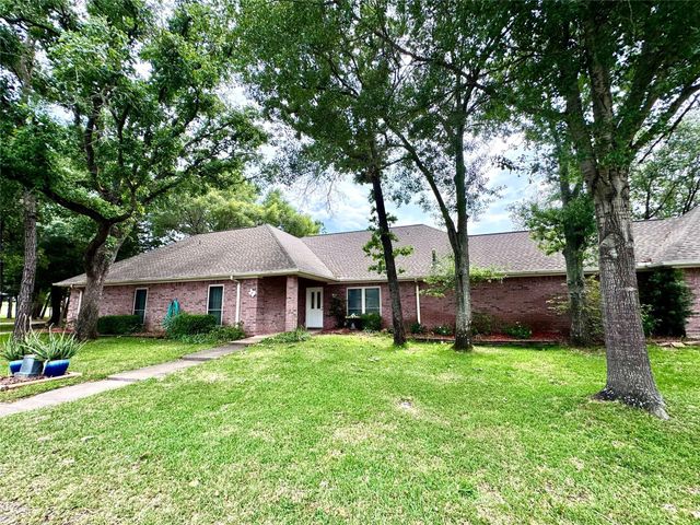 41 Bluebird Lane, Trinity, TX 75862