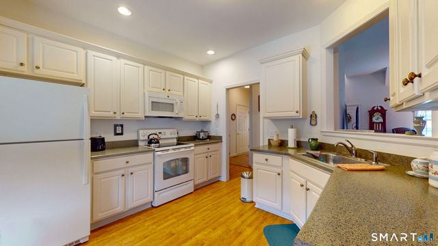 53 Phillips Farm Road 53, East Hartford, CT 06118