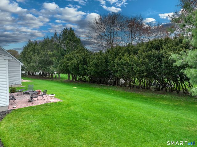53 Phillips Farm Road 53, East Hartford, CT 06118