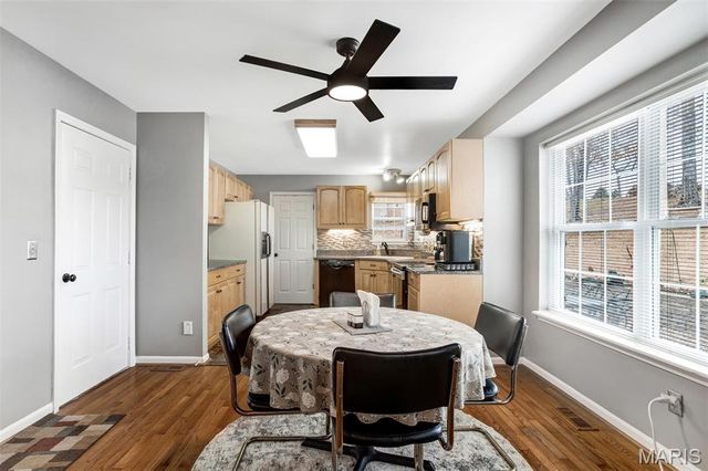 9527 Bent Tree Drive, Hillsboro, MO 63050