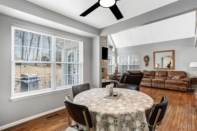 9527 Bent Tree Drive, Hillsboro, MO 63050