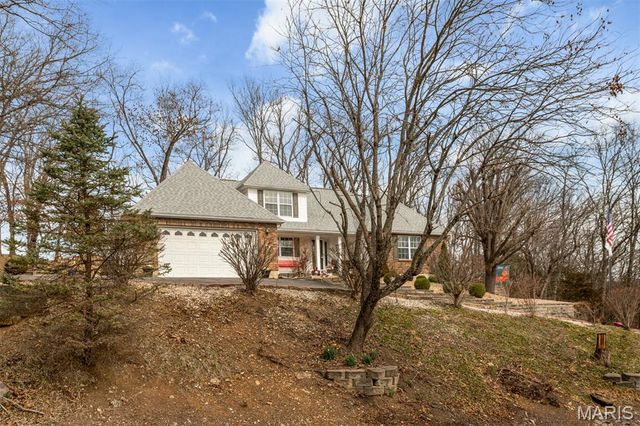 9527 Bent Tree Drive, Hillsboro, MO 63050