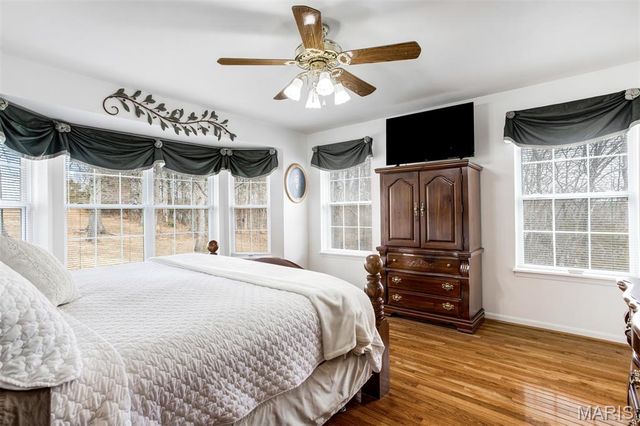 9527 Bent Tree Drive, Hillsboro, MO 63050