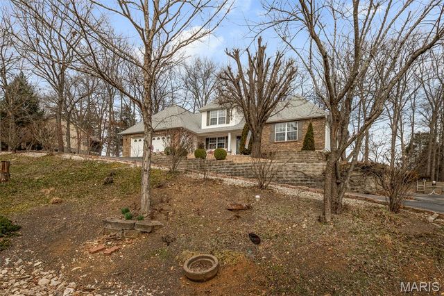 9527 Bent Tree Drive, Hillsboro, MO 63050