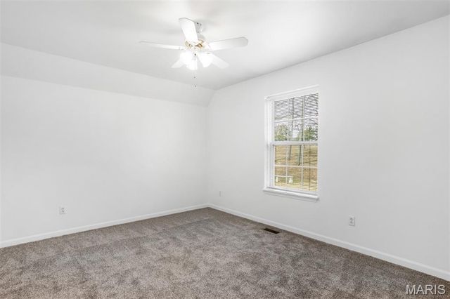 9527 Bent Tree Drive, Hillsboro, MO 63050