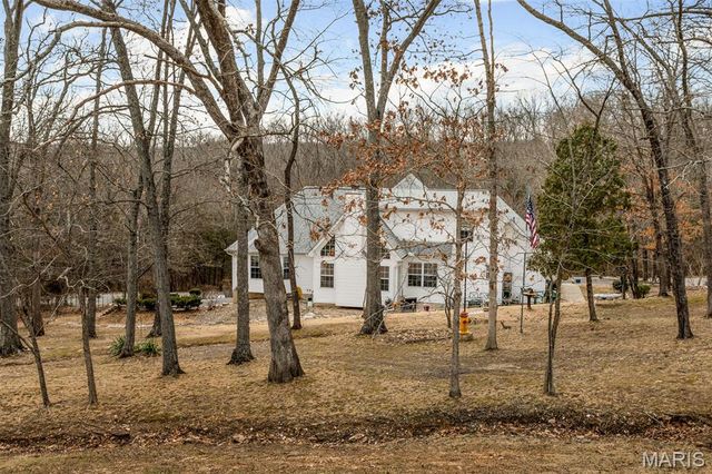 9527 Bent Tree Drive, Hillsboro, MO 63050