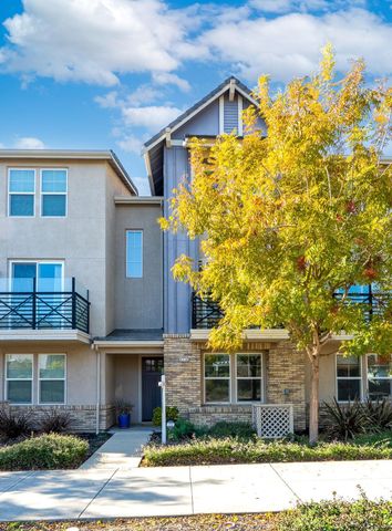 4118 Panorama Dr, Dublin, CA 94568