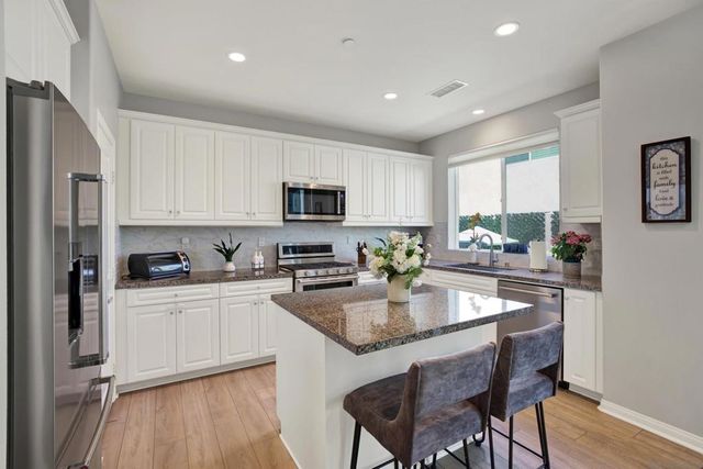 8511 Yucca St 366-090-46-44, Santee, CA 92071