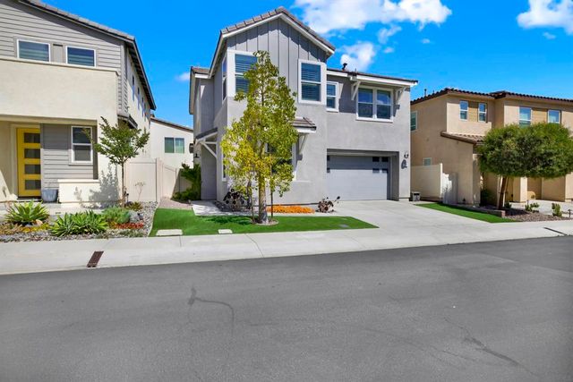 8511 Yucca St 366-090-46-44, Santee, CA 92071