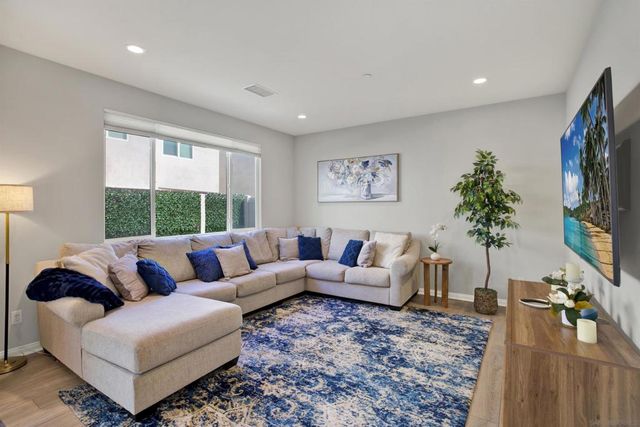 8511 Yucca St 366-090-46-44, Santee, CA 92071