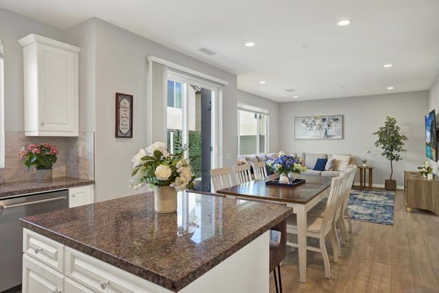 8511 Yucca St 366-090-46-44, Santee, CA 92071