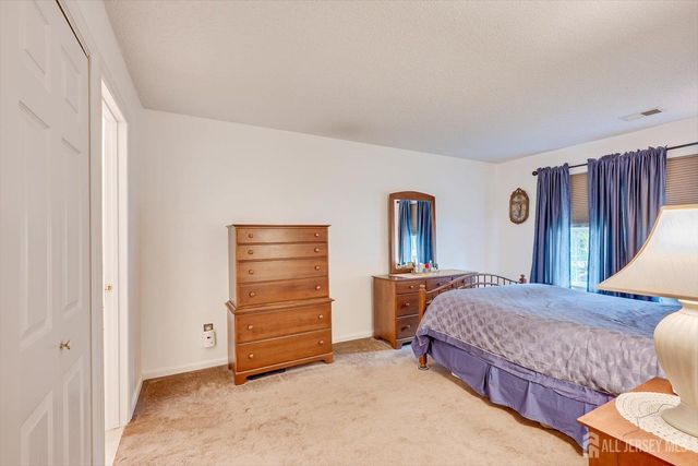 1801 Bayhead Drive, Sayreville, NJ 08859