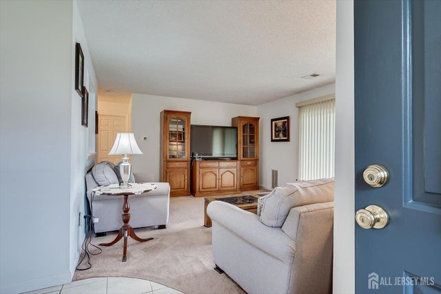 1801 Bayhead Drive, Sayreville, NJ 08859