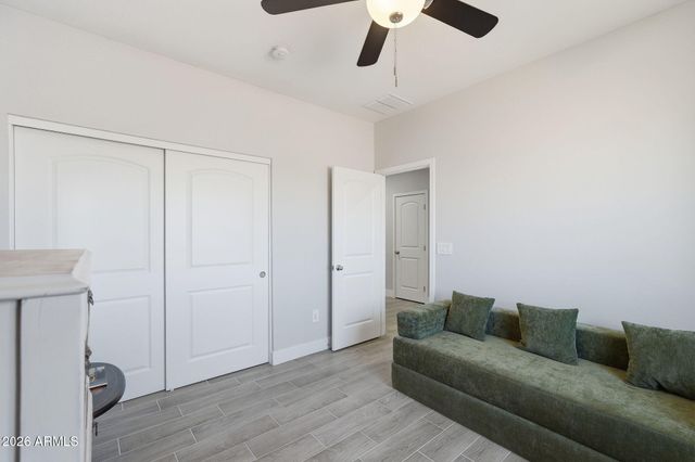 25123 W Peakview Road, Wittmann, AZ 85361