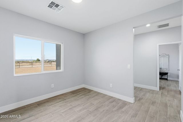 25123 W Peakview Road, Wittmann, AZ 85361