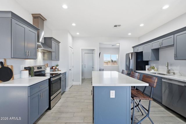 25123 W Peakview Road, Wittmann, AZ 85361
