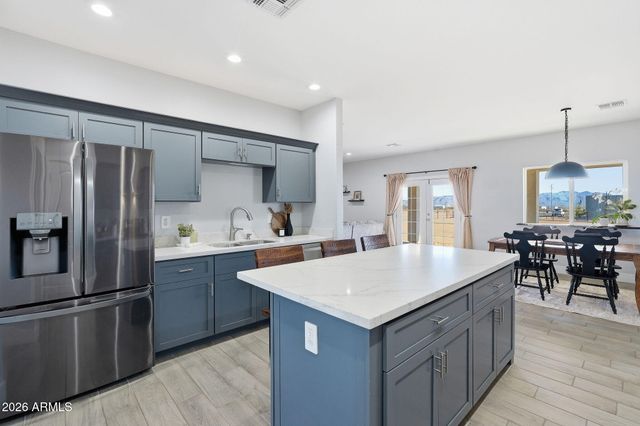 25123 W Peakview Road, Wittmann, AZ 85361