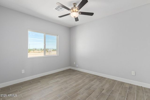 25123 W Peakview Road, Wittmann, AZ 85361
