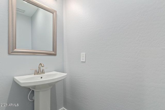 25123 W Peakview Road, Wittmann, AZ 85361