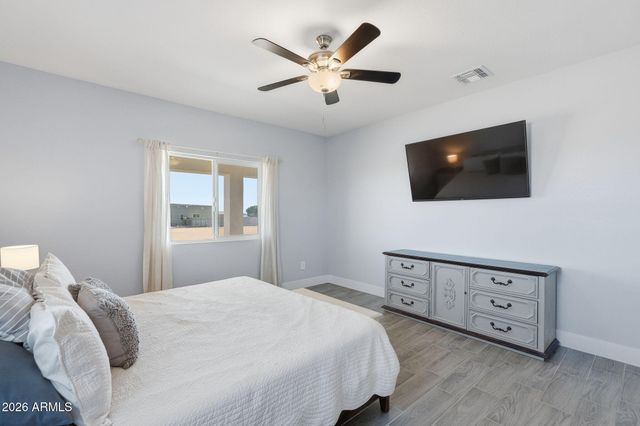 25123 W Peakview Road, Wittmann, AZ 85361