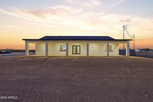 25123 W Peakview Road, Wittmann, AZ 85361
