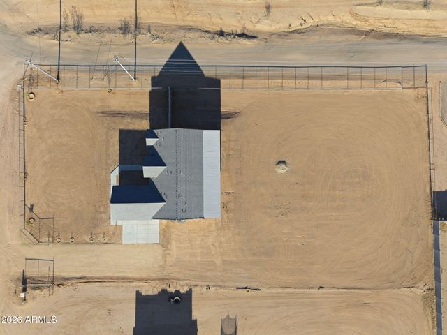 25123 W Peakview Road, Wittmann, AZ 85361